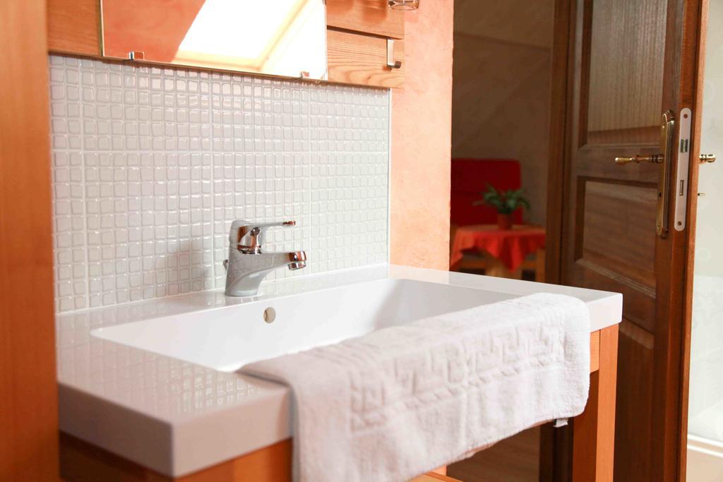 Chambres Du Marais Tilques Exterior photo